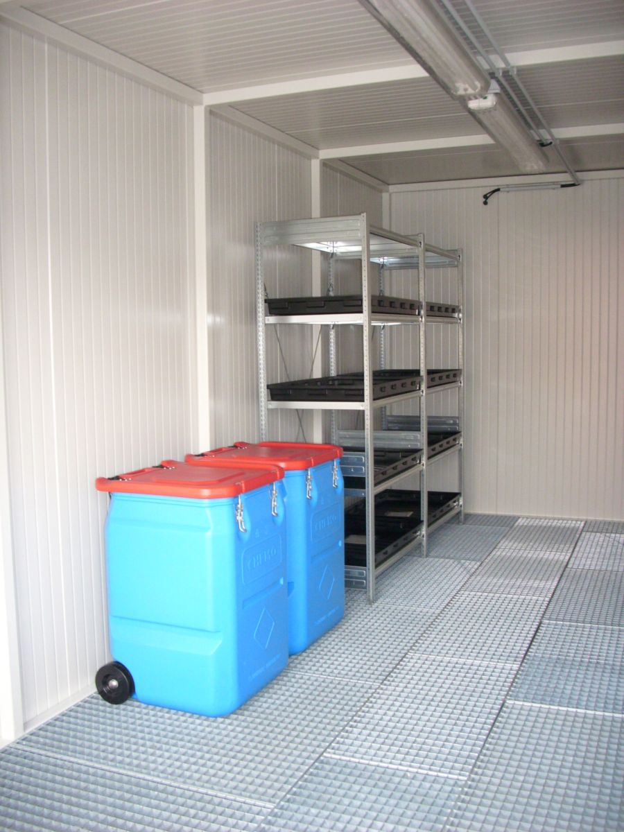 Gefahrstoffcontainer begehbar GCS 2424 TA  mit Tür 1250x2000 mm, zur passiven Lagerung
